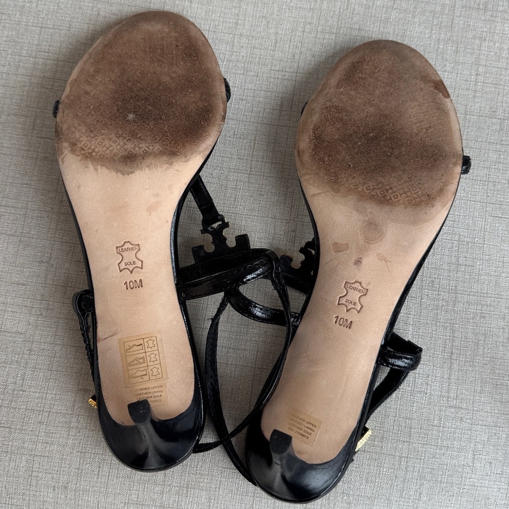Tory Burch Black Patent Leather T-Strap Sandals with Gold Logo - Picture 8 of 12